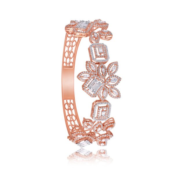 Royal floral bracelet